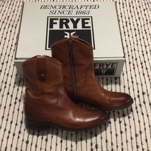 Frye Melissa Button Short Cognac Boot